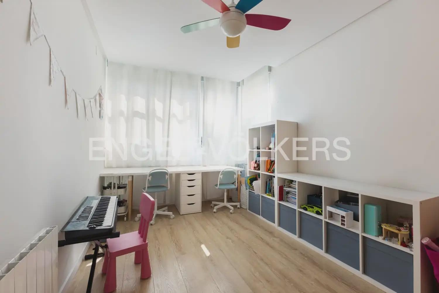 5 bedroom Villa for sale in Godella with pool garage - € 855,000 (Ref: 9927790)
