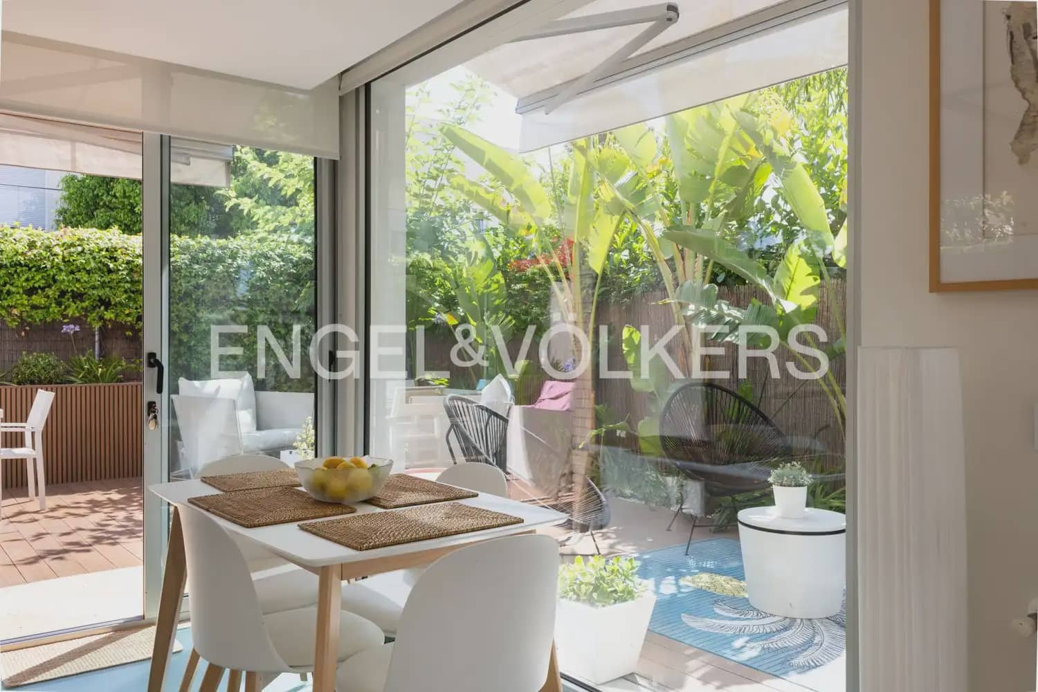 5 bedroom Villa for sale in Godella with pool garage - € 855,000 (Ref: 9927790)