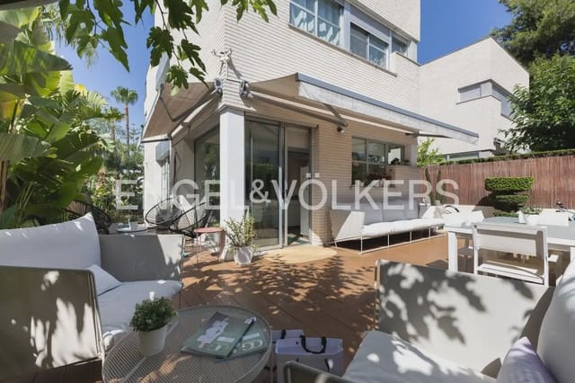5 soveværelse Villa til salg i Campolivar, Godella med swimmingpool garage - € 855.000 (Ref: 9927790)