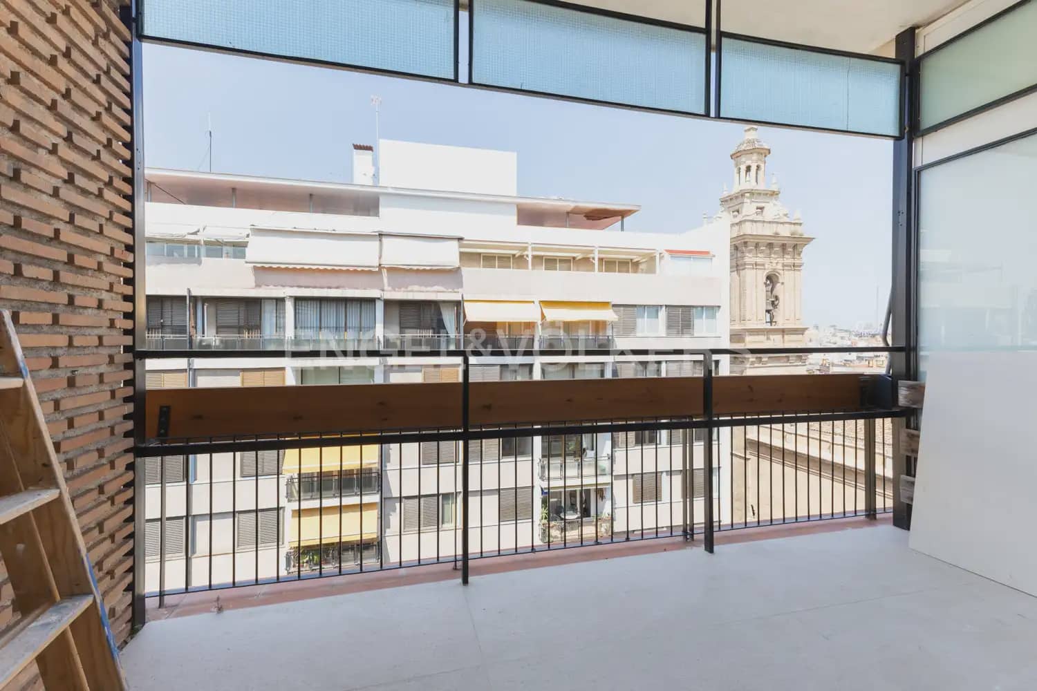 2 quarto Apartamento para arrendar em Valencia cidade - 3 000 € (Ref: 9927953)