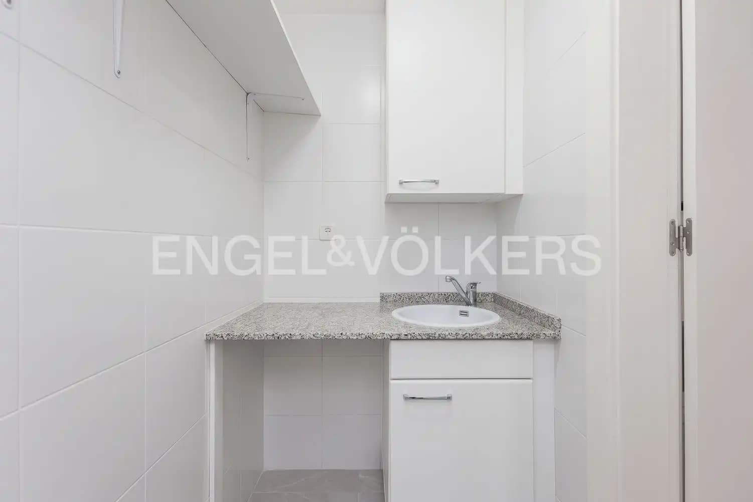 4 soverom Leilighet til leie i Valencia by - € 3 500 (Ref: 9927954)