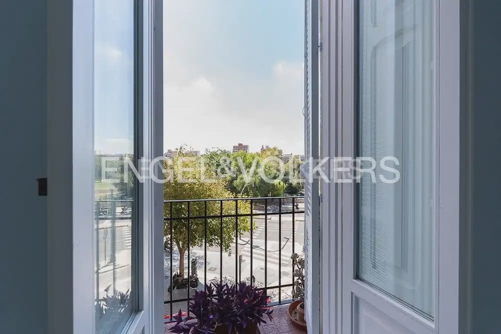 2 sovrum Lägenhet att hyra i Valencia stad - 1 500 € (Ref: 9927956)