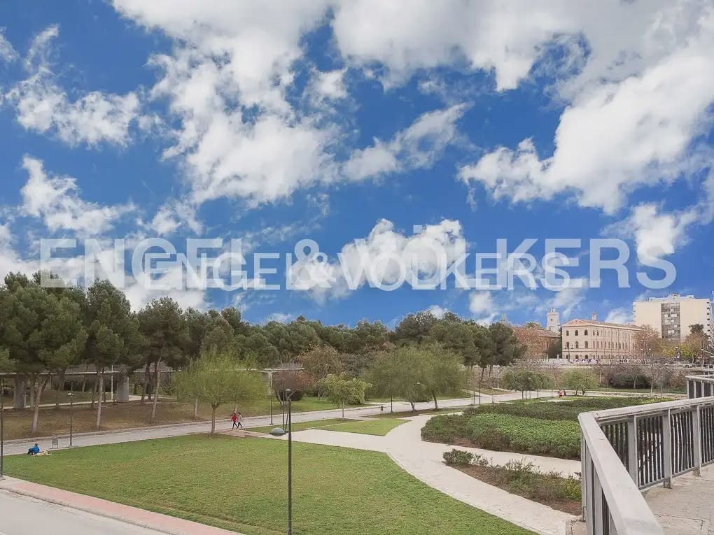 2 sovrum Lägenhet att hyra i Valencia stad - 1 500 € (Ref: 9927956)