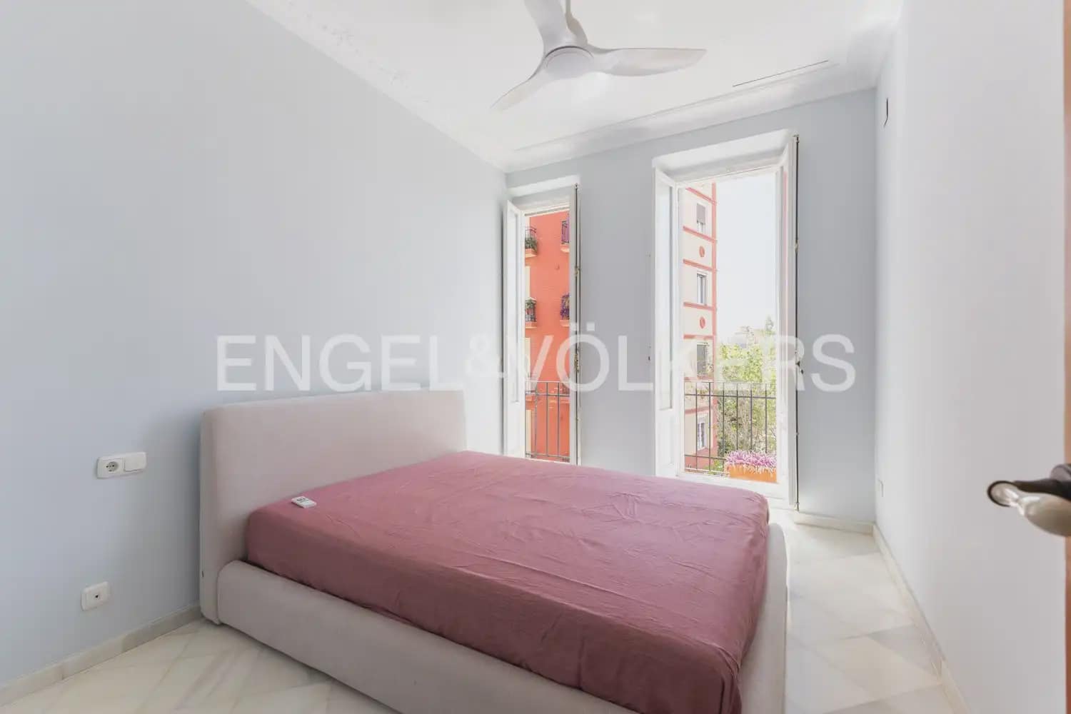 2 sovrum Lägenhet att hyra i Valencia stad - 1 500 € (Ref: 9927956)