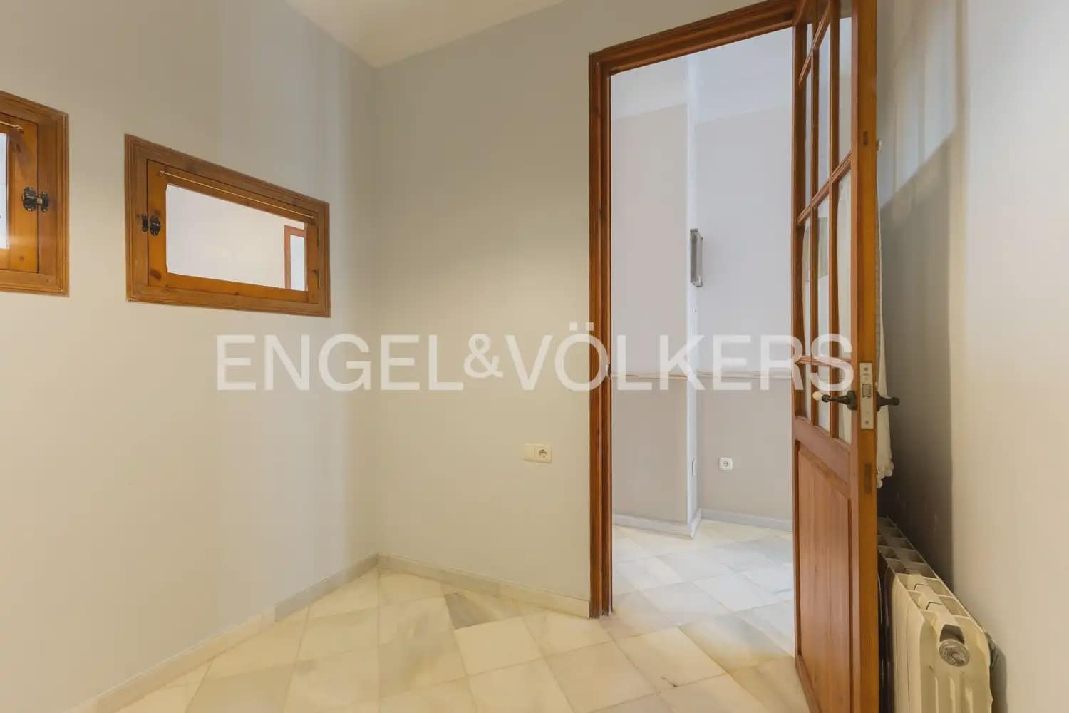 2 sovrum Lägenhet att hyra i Valencia stad - 1 500 € (Ref: 9927956)