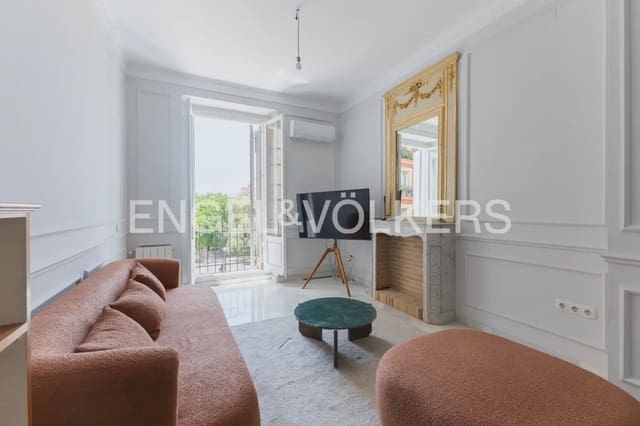 2 sovrum Lägenhet att hyra i Morvedre, Valencia stad - 1 500 € (Ref: 9927956)