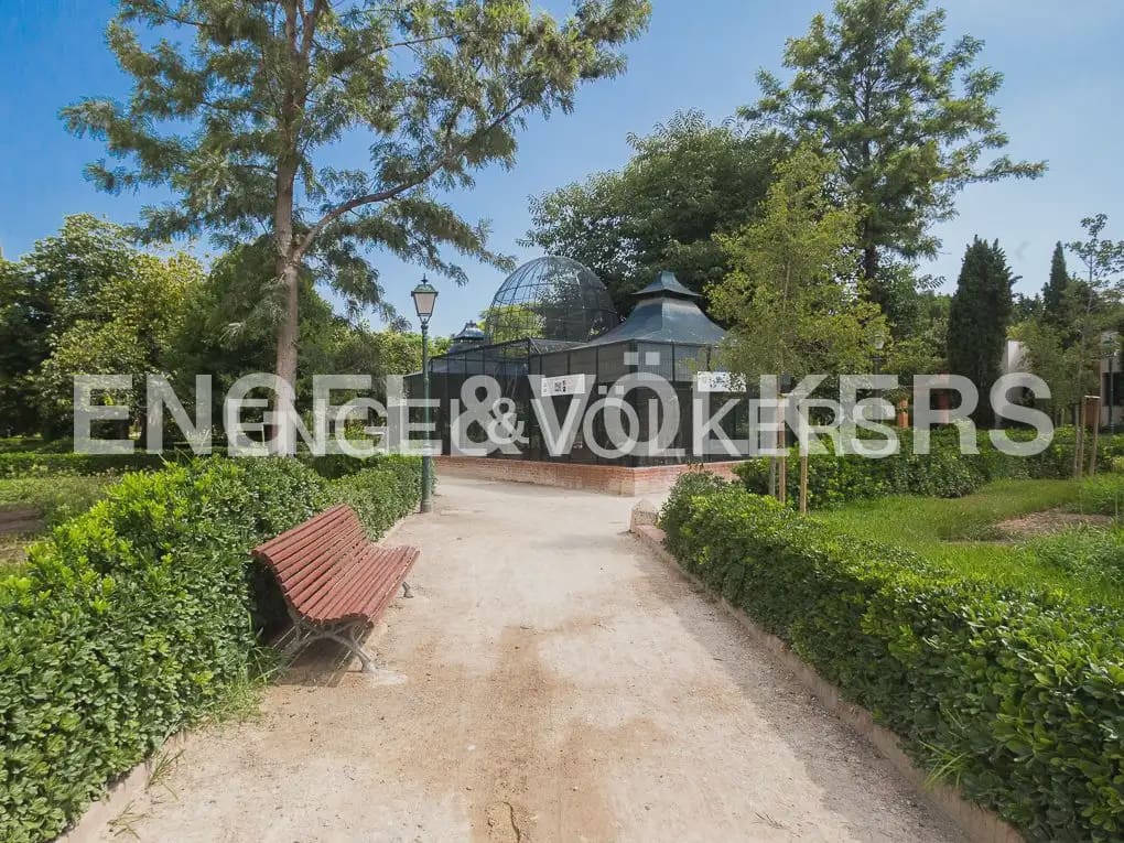 2 sovrum Lägenhet att hyra i Valencia stad - 1 500 € (Ref: 9927956)