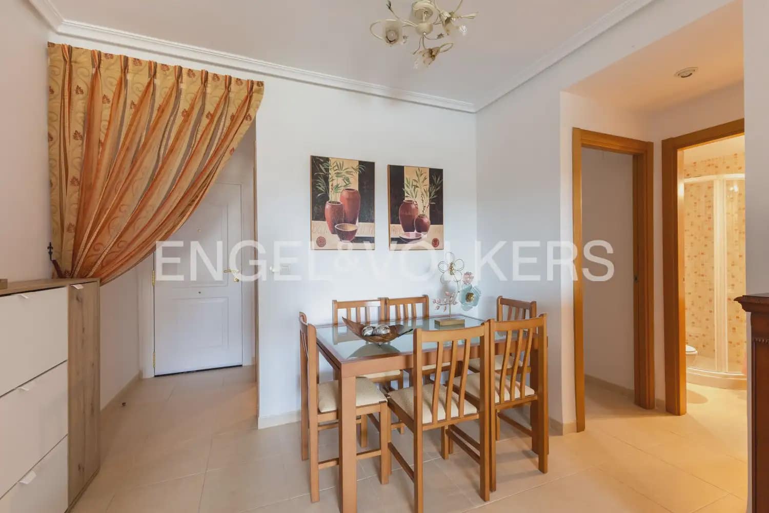 2 soverom Leilighet til salgs i Oropesa  med svømmebasseng garasje - € 145 000 (Ref: 9927957)