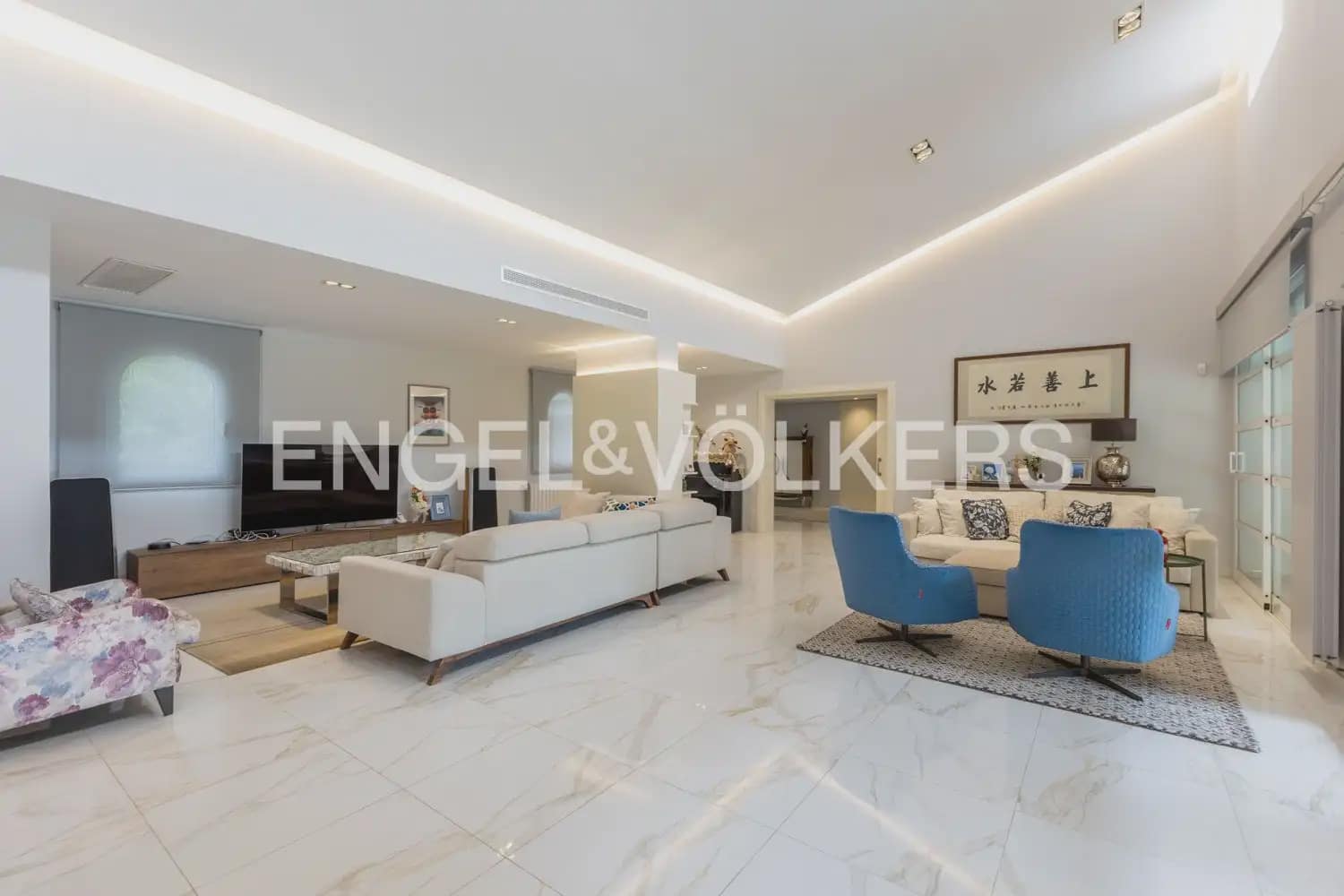 7 bedroom Villa for sale in Rocafort with pool garage - € 1,690,000 (Ref: 9927958)