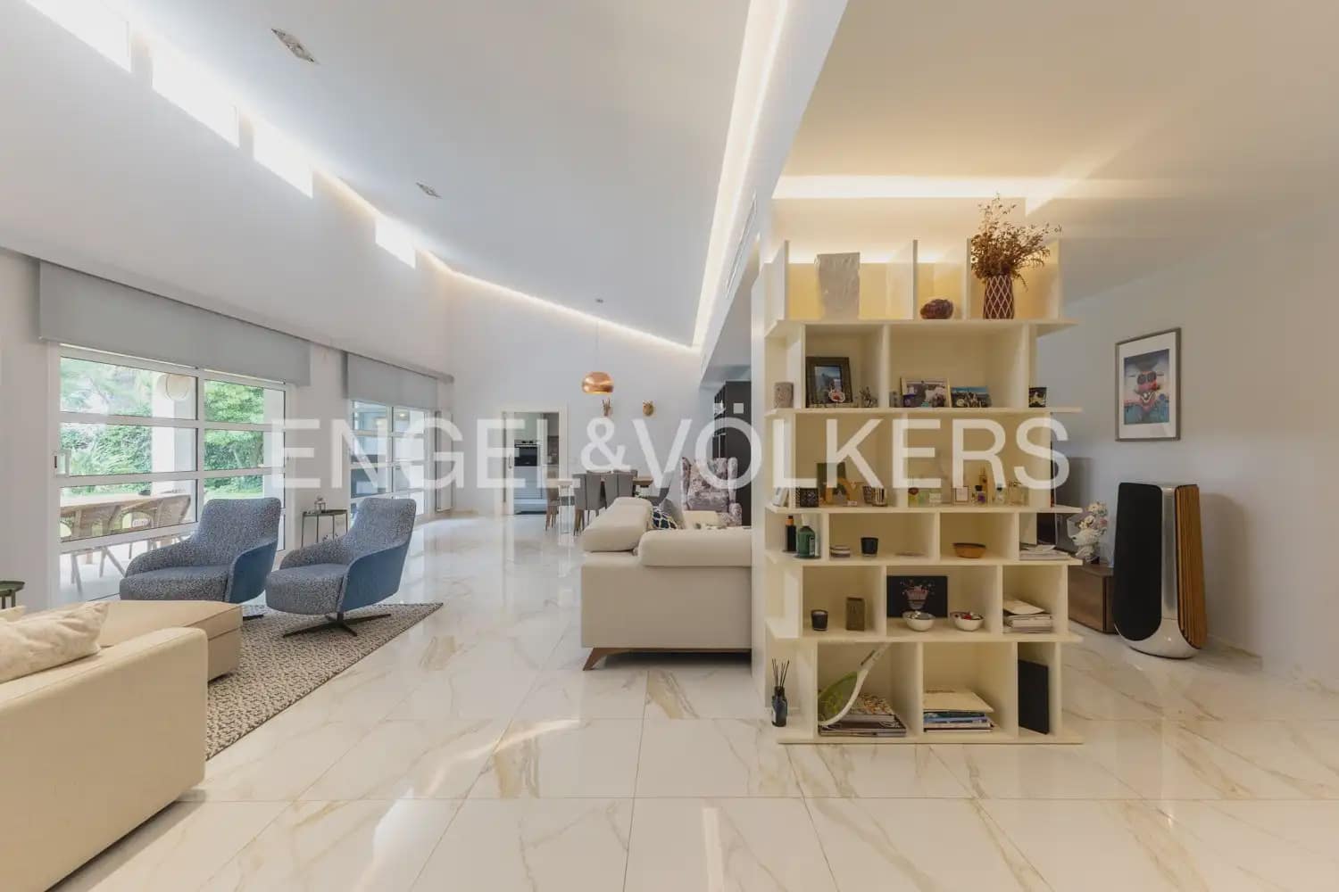 7 bedroom Villa for sale in Rocafort with pool garage - € 1,690,000 (Ref: 9927958)