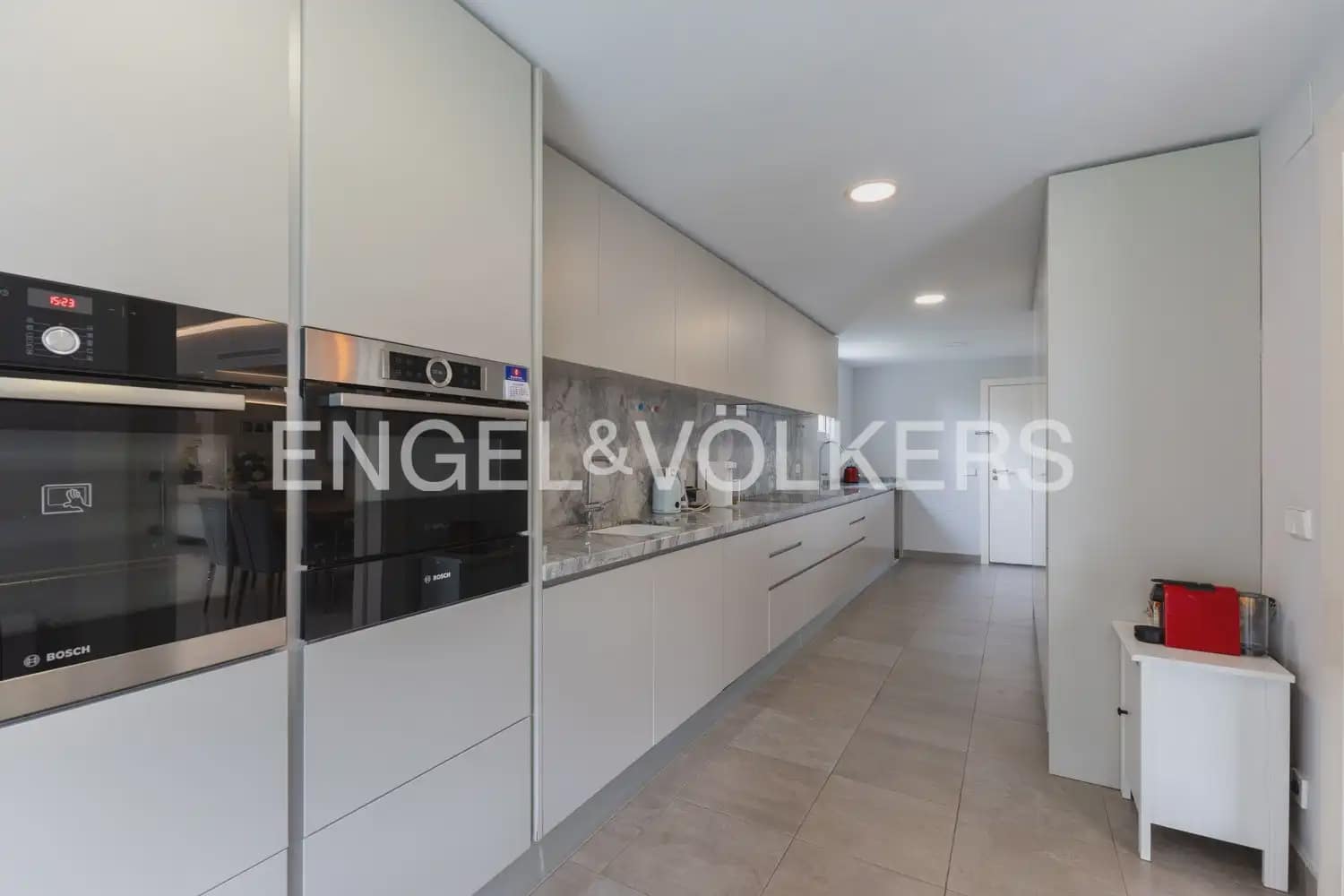 7 bedroom Villa for sale in Rocafort with pool garage - € 1,690,000 (Ref: 9927958)