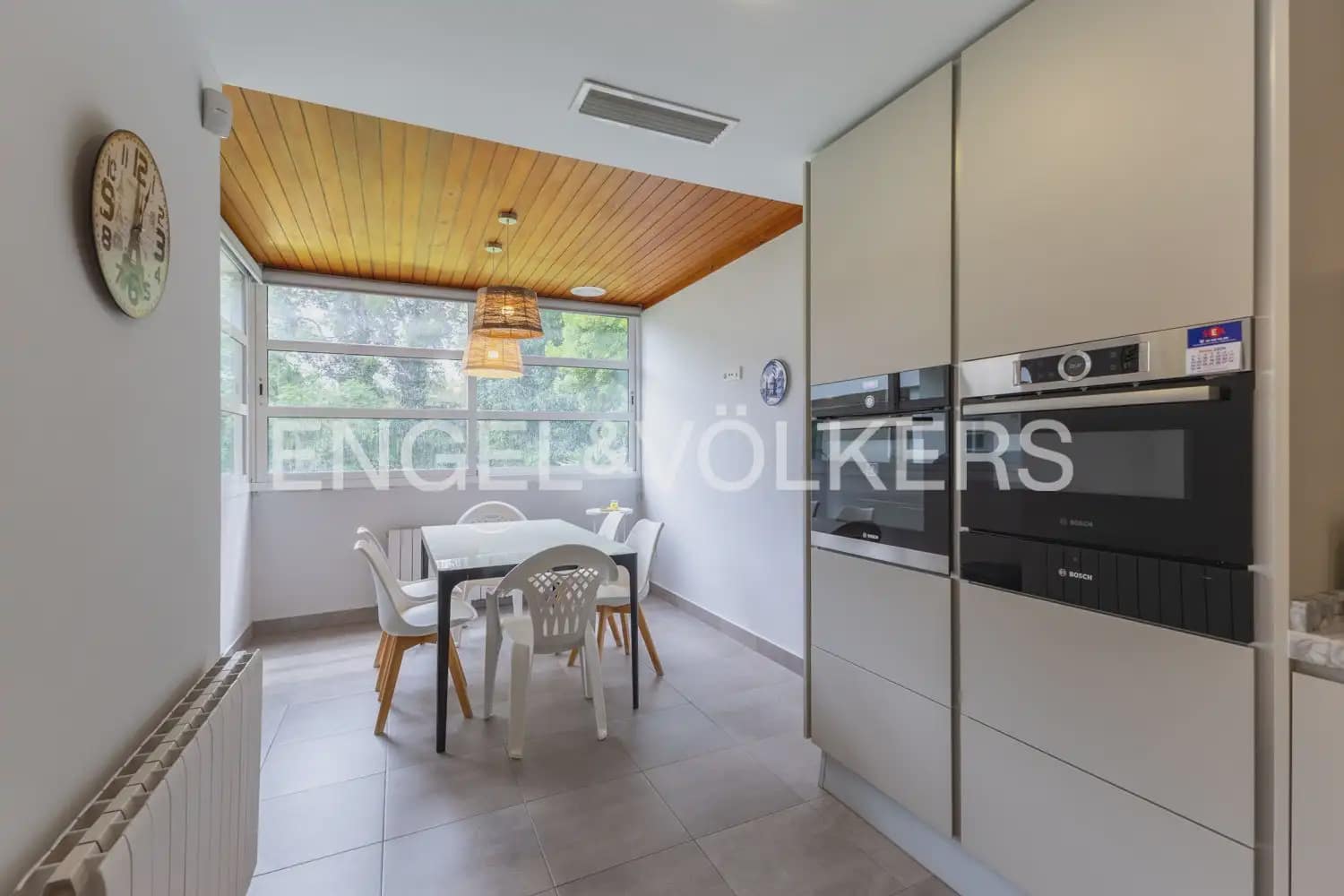 7 bedroom Villa for sale in Rocafort with pool garage - € 1,690,000 (Ref: 9927958)