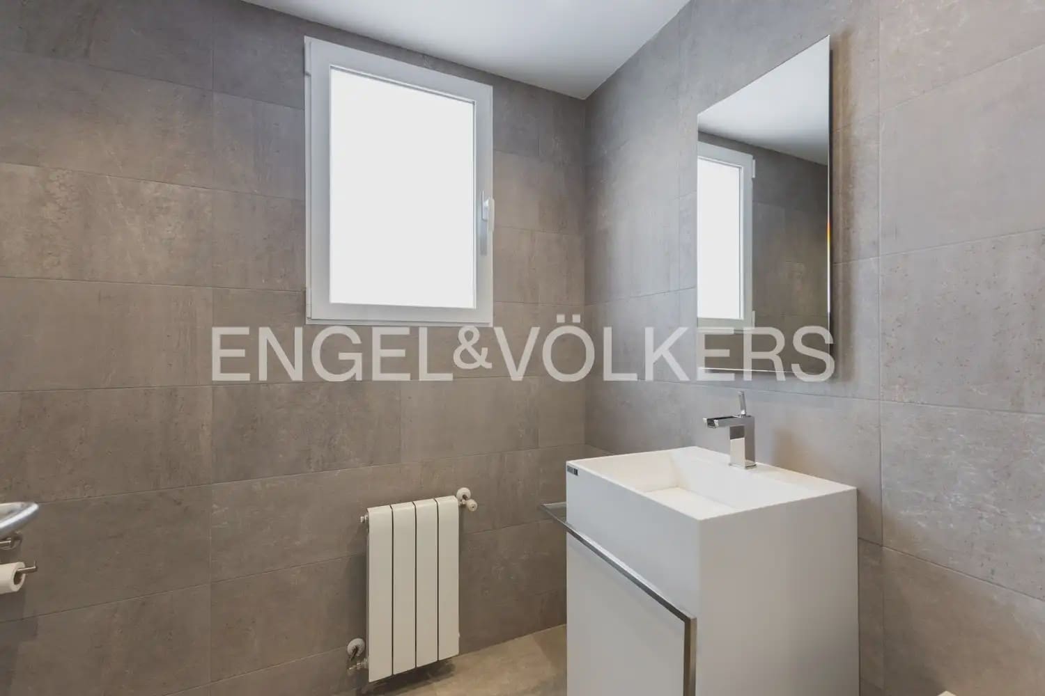 7 bedroom Villa for sale in Rocafort with pool garage - € 1,690,000 (Ref: 9927958)