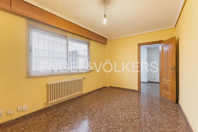 5 soveværelse Lejlighed til salg i El Mercat, Valencia by med garage - € 790.000 (Ref: 9928448)