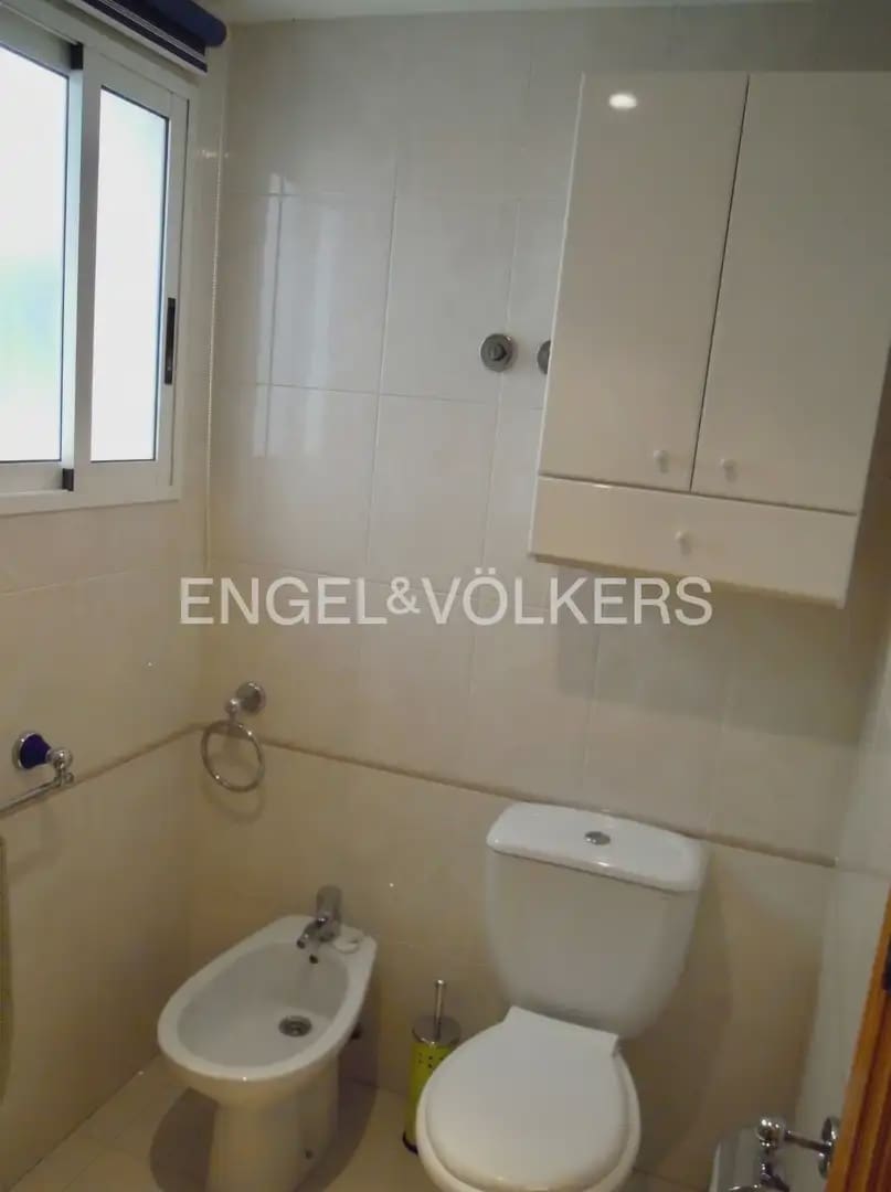 Piso de 3 habitaciones en Sagunto / Sagunt en alquiler con garaje - 1.300 € (Ref: 9928449)