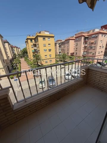 3 makuuhuone Asunto vuokrattavana paikassa Sagunto / Sagunt mukana 
autotalli - 1 200 € (Ref: 9928449)