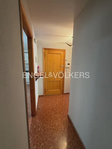 3 makuuhuone Asunto vuokrattavana paikassa Sagunto / Sagunt mukana 
autotalli - 1 200 € (Ref: 9928449)