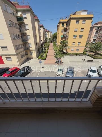 3 makuuhuone Asunto vuokrattavana paikassa Sagunto / Sagunt mukana 
autotalli - 1 200 € (Ref: 9928449)