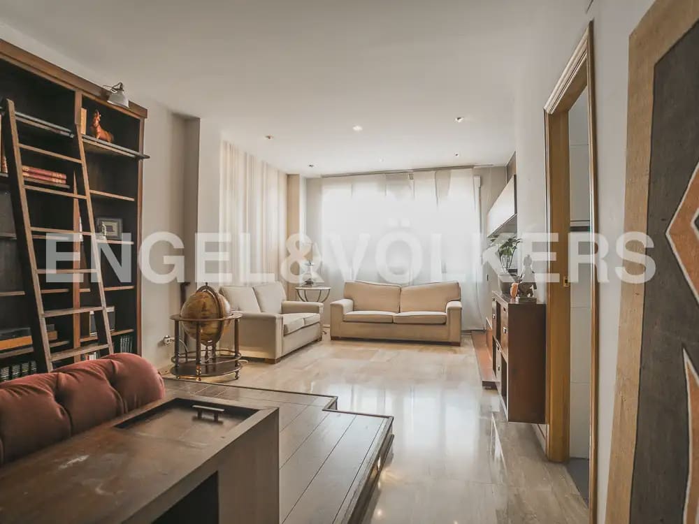2 bedroom Flat for rent in Valencia city - € 1,500 (Ref: 9928571)