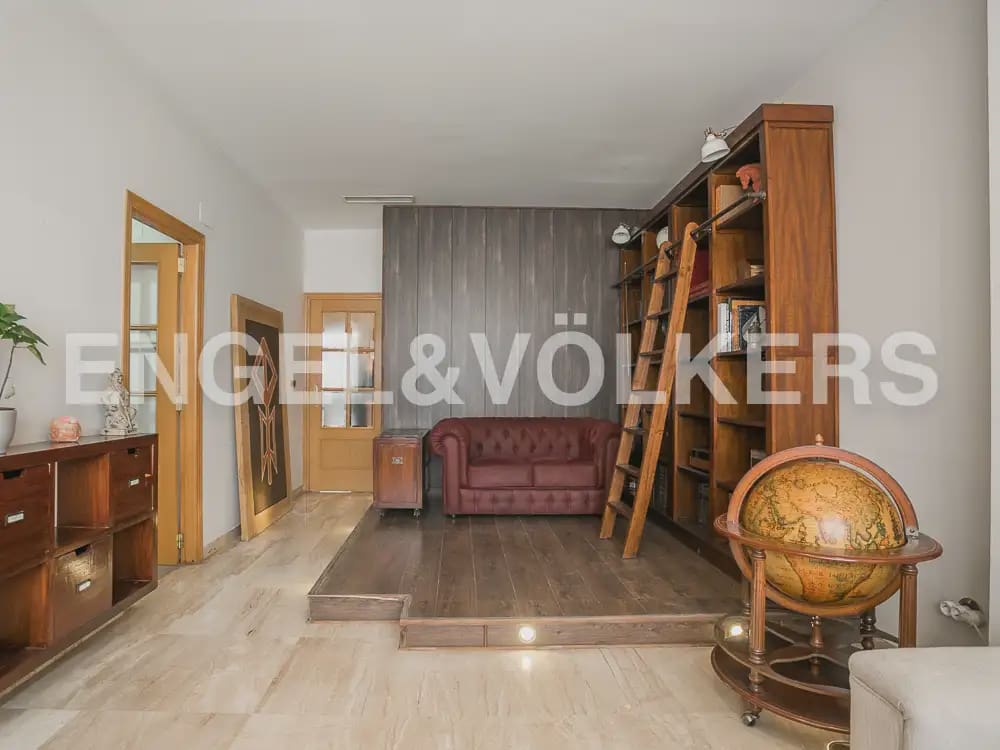2 bedroom Flat for rent in Valencia city - € 1,500 (Ref: 9928571)