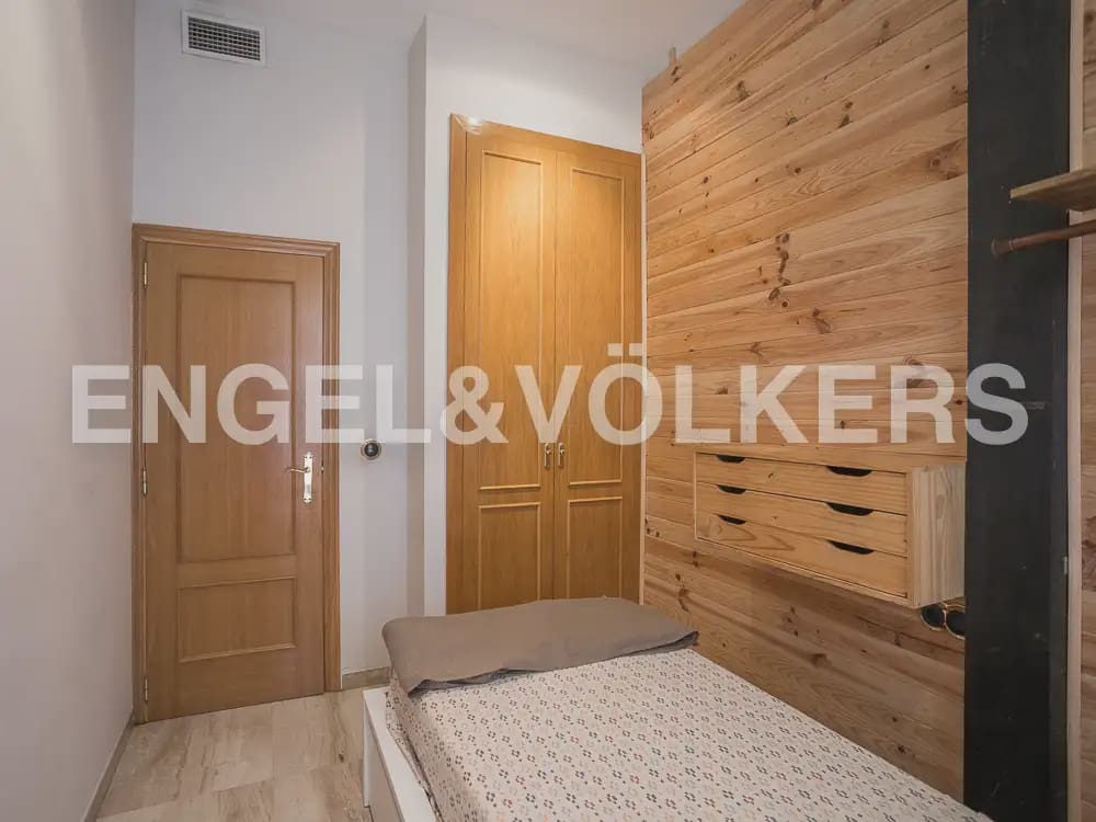 2 bedroom Flat for rent in Valencia city - € 1,500 (Ref: 9928571)