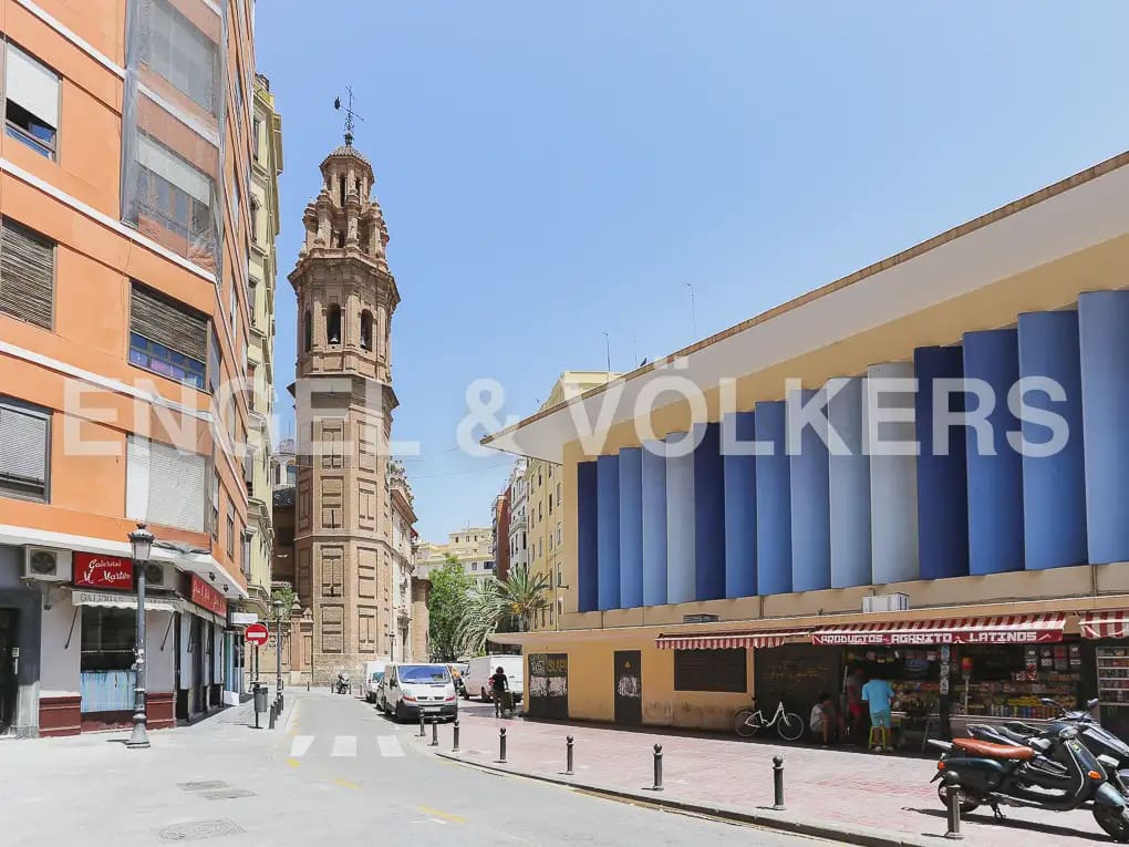 2 bedroom Flat for rent in Valencia city - € 1,500 (Ref: 9928571)