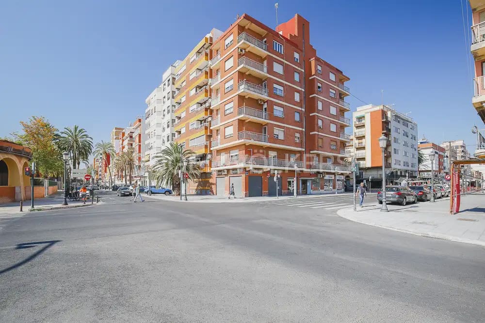 2 quarto Apartamento para arrendar em Valencia cidade - 1 700 € (Ref: 9928573)