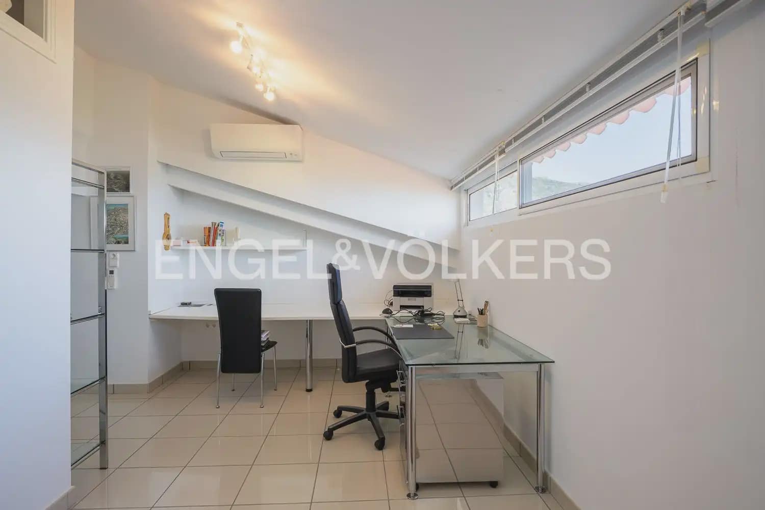 5 quarto Moradia para venda em Denia com piscina garagem - 1 050 000 € (Ref: 9928575)