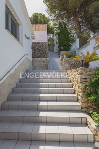 5 quarto Moradia para venda em Las Rotas / Les Rotes, Dénia com piscina garagem - 1 050 000 € (Ref: 9928575)