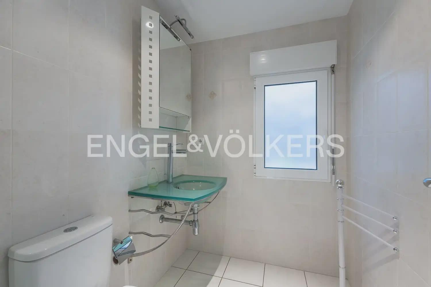 5 quarto Moradia para venda em Denia com piscina garagem - 1 050 000 € (Ref: 9928575)