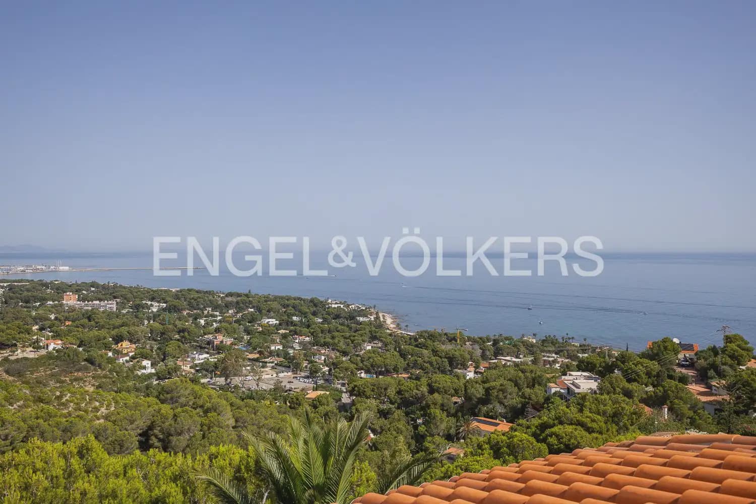 5 quarto Moradia para venda em Denia com piscina garagem - 1 050 000 € (Ref: 9928575)