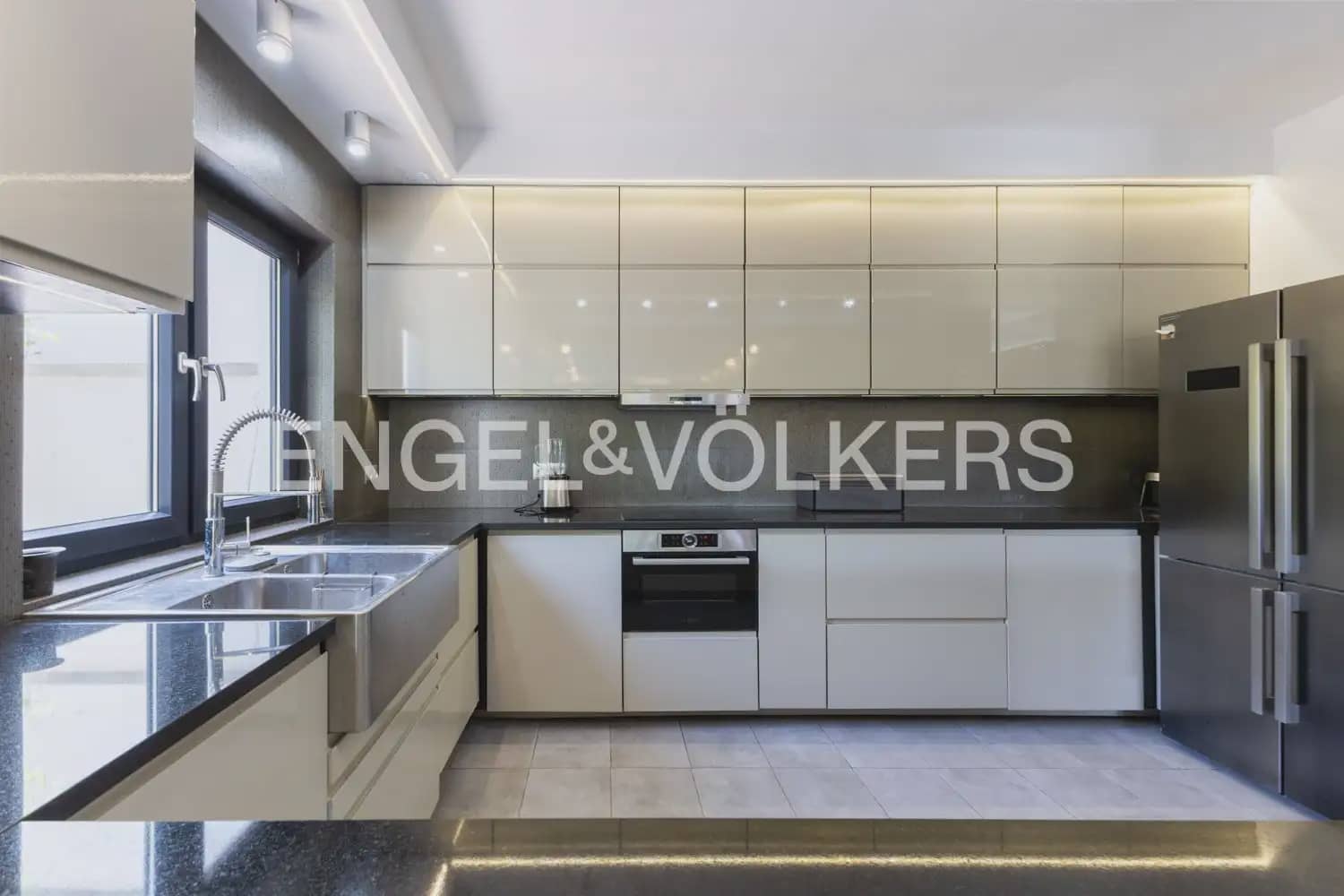 3 Zimmer Villa zu verkaufen in Javea / Xabia mit Pool Garage - 1.390.000 € (Ref: 9928576)