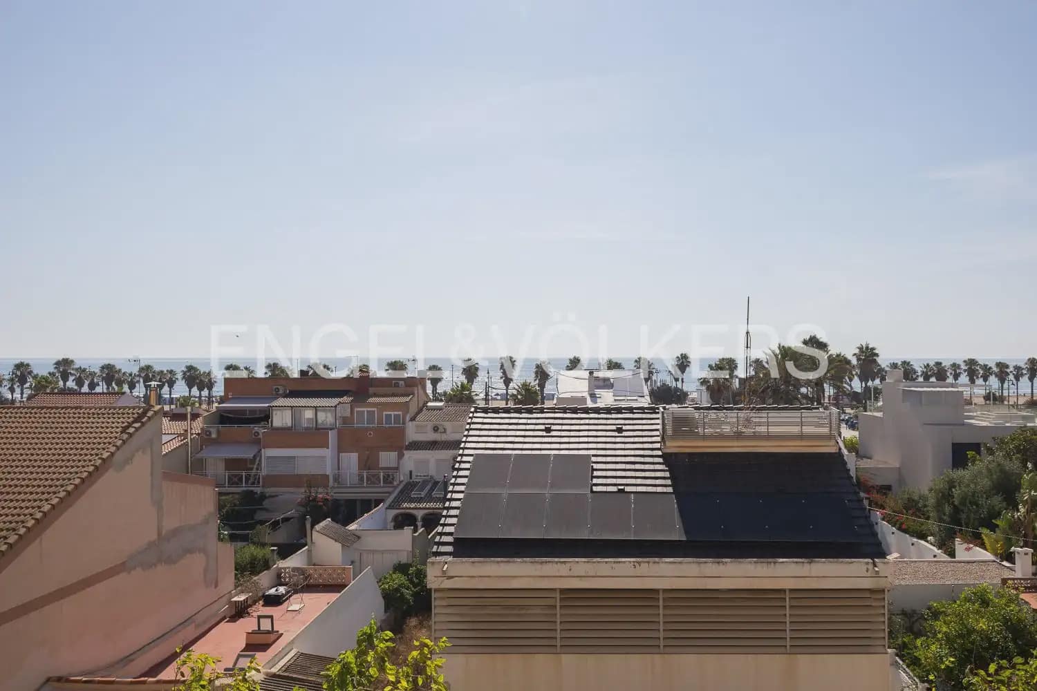2 bedroom Flat for rent in Valencia city with garage - € 1,600 (Ref: 9932234)
