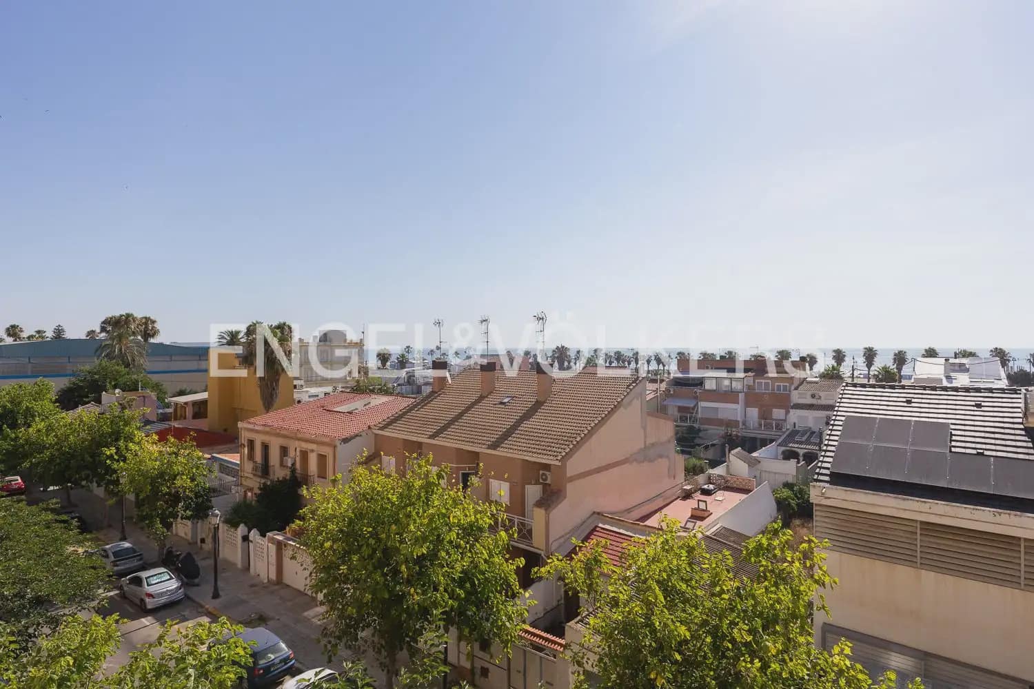 2 bedroom Flat for rent in Valencia city with garage - € 1,600 (Ref: 9932234)