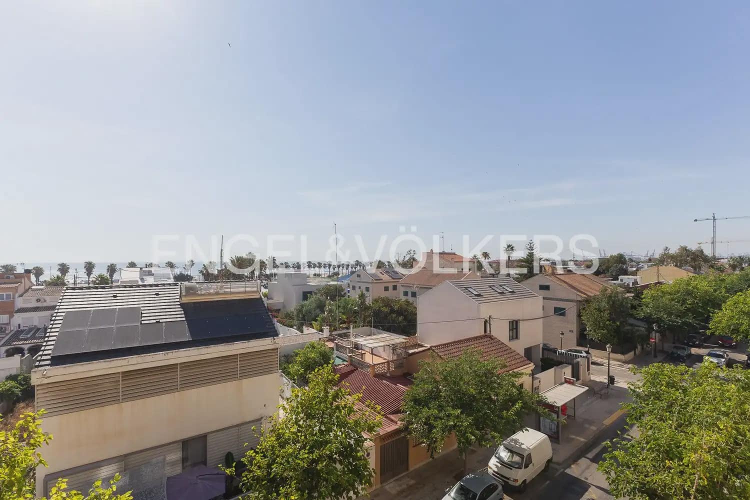 2 bedroom Flat for rent in Valencia city with garage - € 1,600 (Ref: 9932234)