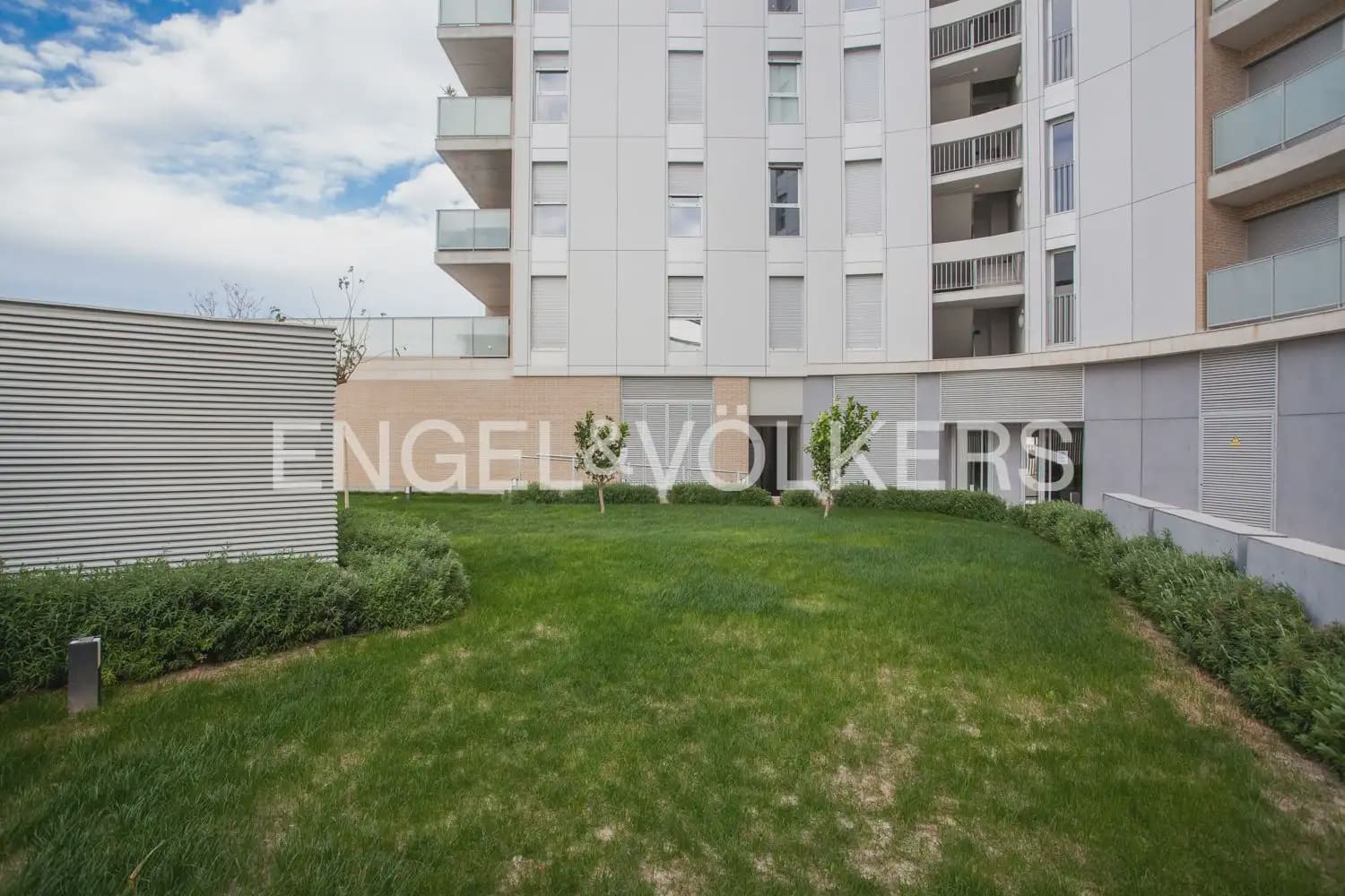 2 chambre Appartement à vendre à Valence ville avec piscine garage - 360 000 € (Ref: 9932235)