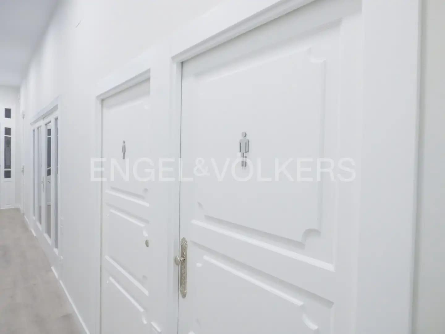 Appartement de 7 chambres à louer à Valence ville - 3 000 € (Ref: 9932236)