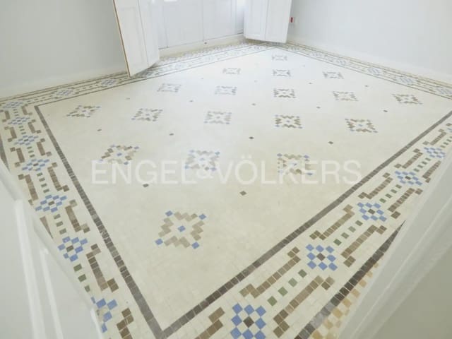 7 quarto Apartamento para arrendar em La Gran Via, Valência cidade - 3 000 € (Ref: 9932236)