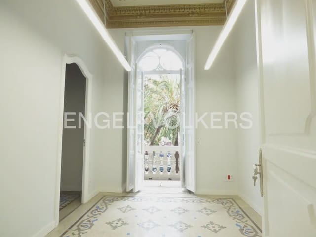 7 quarto Apartamento para arrendar em La Gran Via, Valência cidade - 3 000 € (Ref: 9932236)