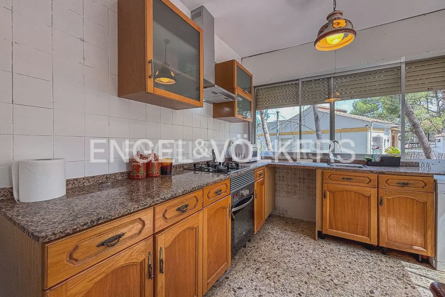 4 sypialnia Willa do wynajęcia w Paterna z basenem - 1 800 € (Ref: 9932326)