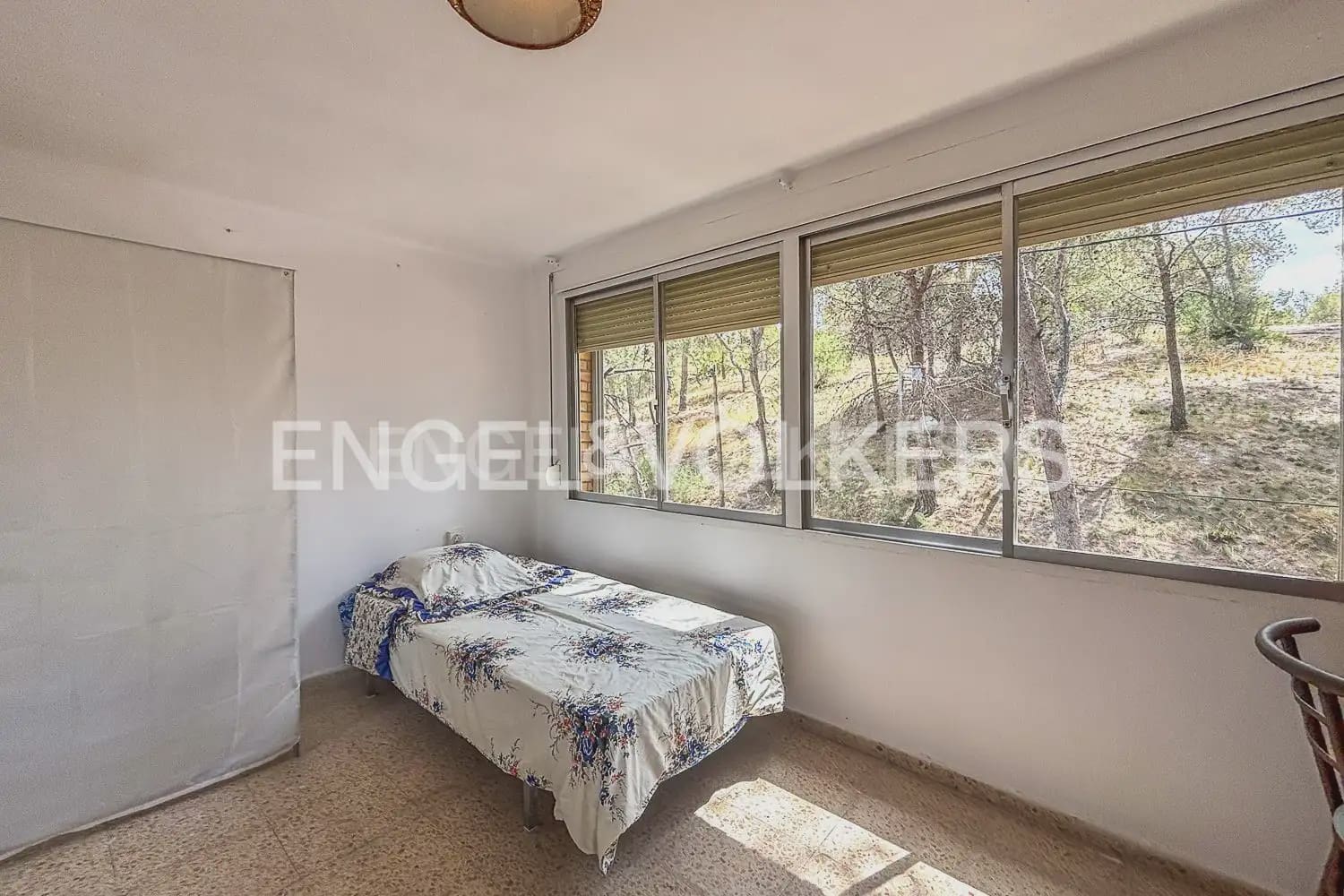 4 sypialnia Willa do wynajęcia w Paterna z basenem - 1 800 € (Ref: 9932326)
