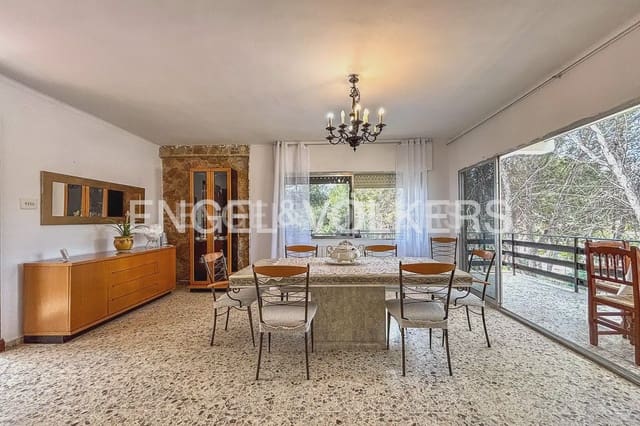 4 sypialnia Willa do wynajęcia w La Cañada, Paterna - 1 800 € (Ref: 9932326)