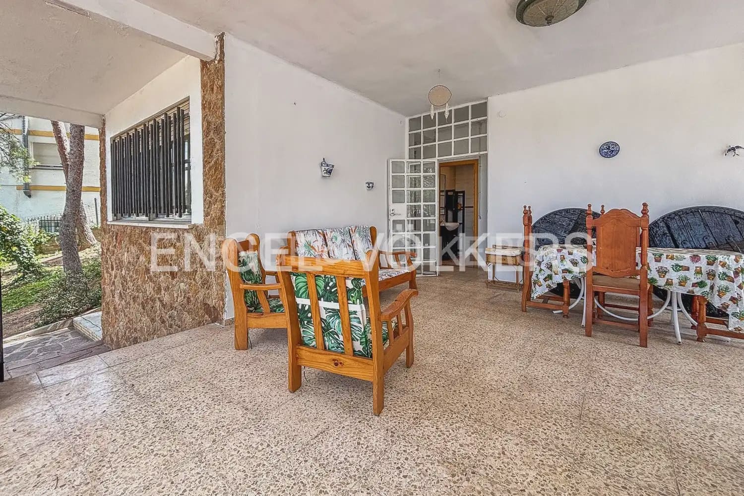 4 sypialnia Willa do wynajęcia w Paterna z basenem - 1 800 € (Ref: 9932326)