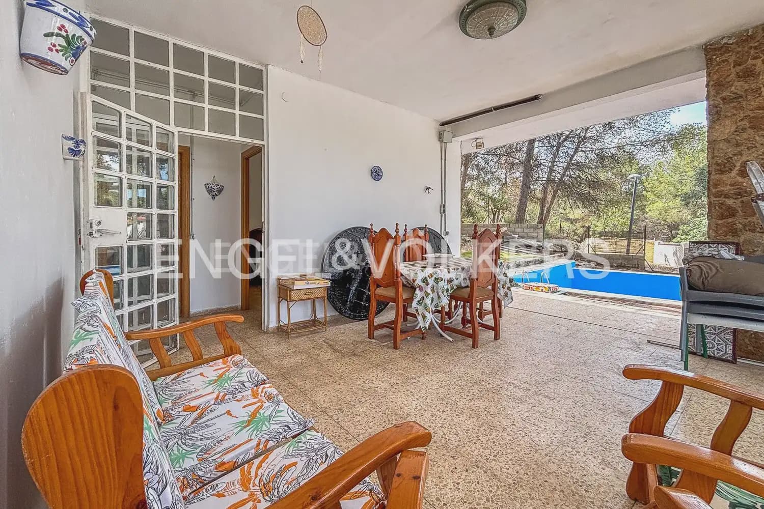 4 sypialnia Willa do wynajęcia w Paterna z basenem - 1 800 € (Ref: 9932326)