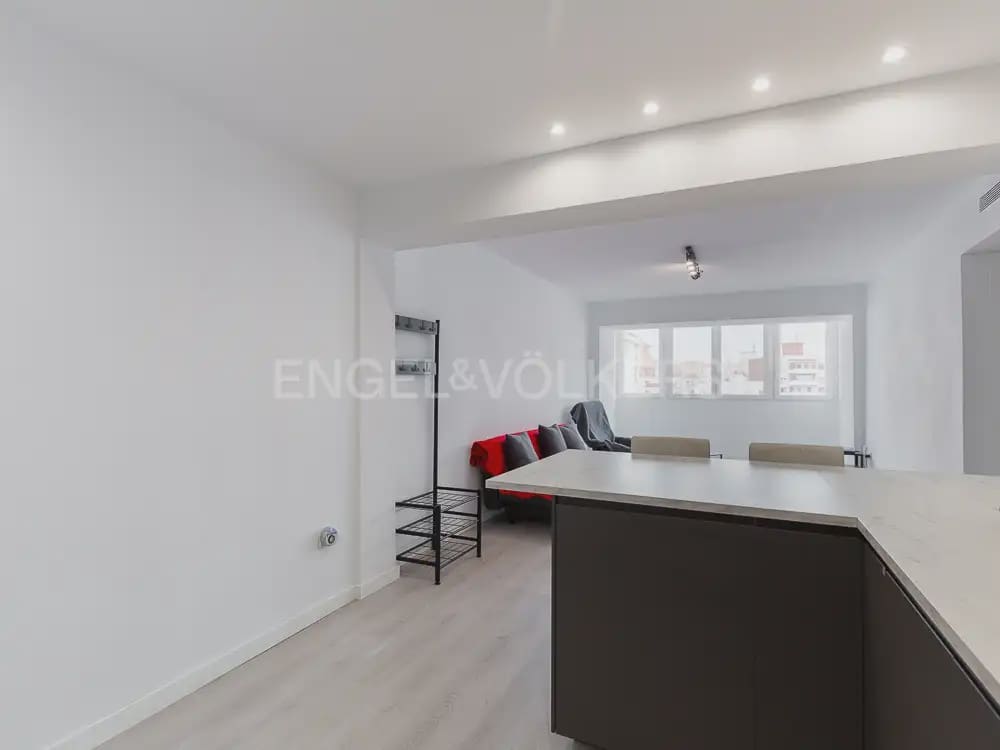 2 quarto Apartamento para arrendar em Valencia cidade - 1 500 € (Ref: 9932550)