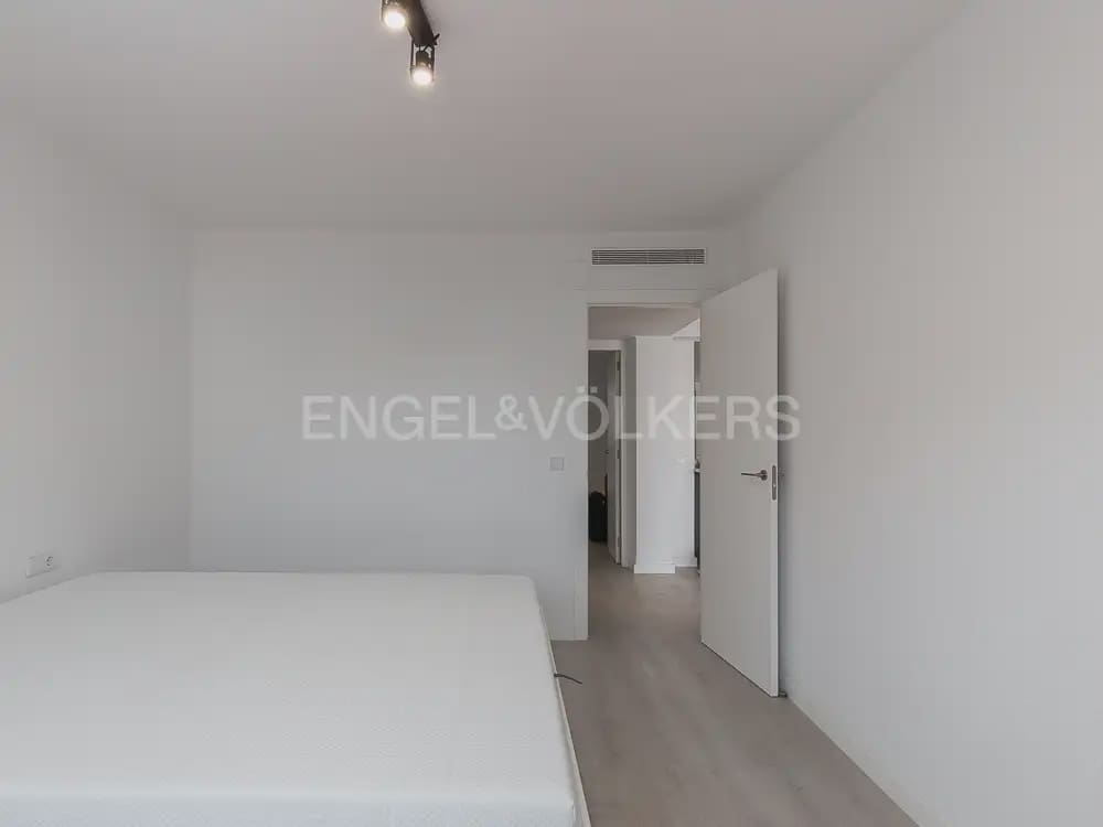 2 quarto Apartamento para arrendar em Valencia cidade - 1 500 € (Ref: 9932550)