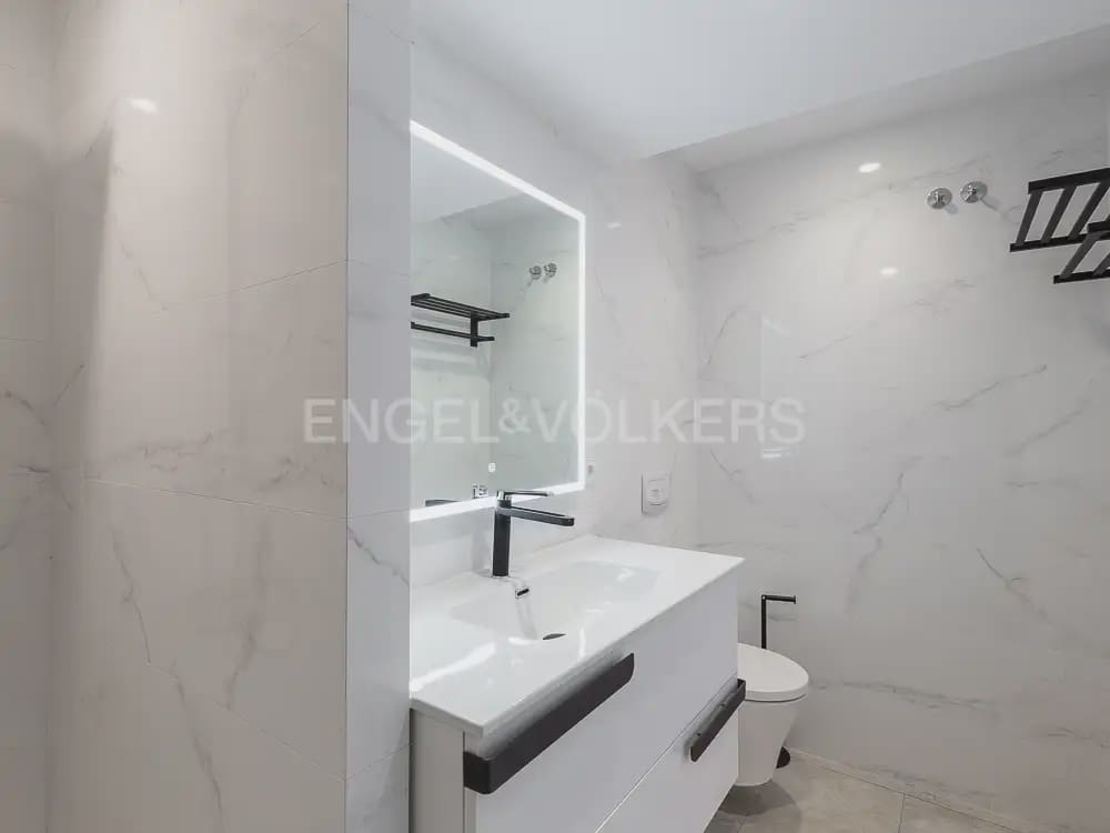 2 quarto Apartamento para arrendar em Valencia cidade - 1 500 € (Ref: 9932550)