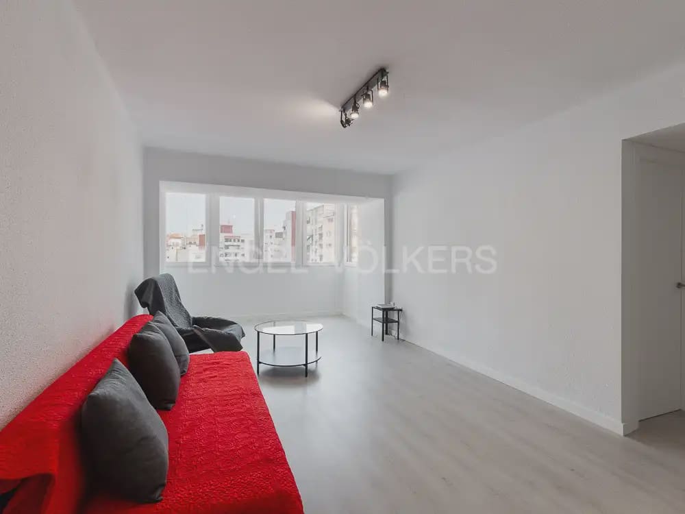 2 quarto Apartamento para arrendar em Valencia cidade - 1 500 € (Ref: 9932550)