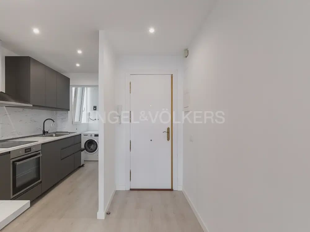 2 quarto Apartamento para arrendar em Valencia cidade - 1 500 € (Ref: 9932550)