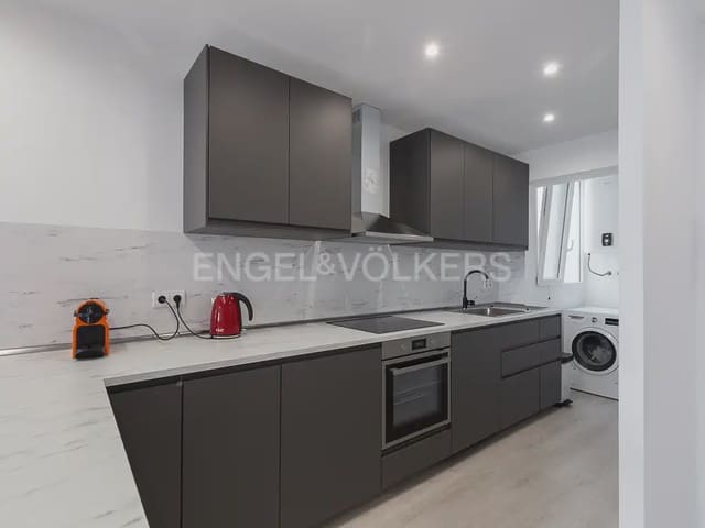 2 quarto Apartamento para arrendar em Mestalla, Valência cidade - 1 500 € (Ref: 9932550)